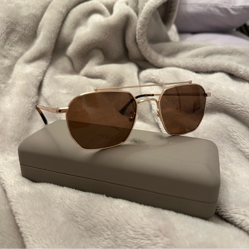 VEHLA - Bowie Sunglasses - Gold/Chocolate